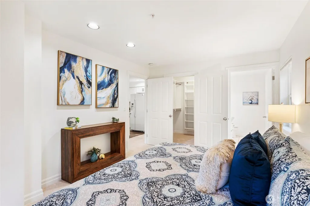 215 20th Avenue E Seattle WA 98112