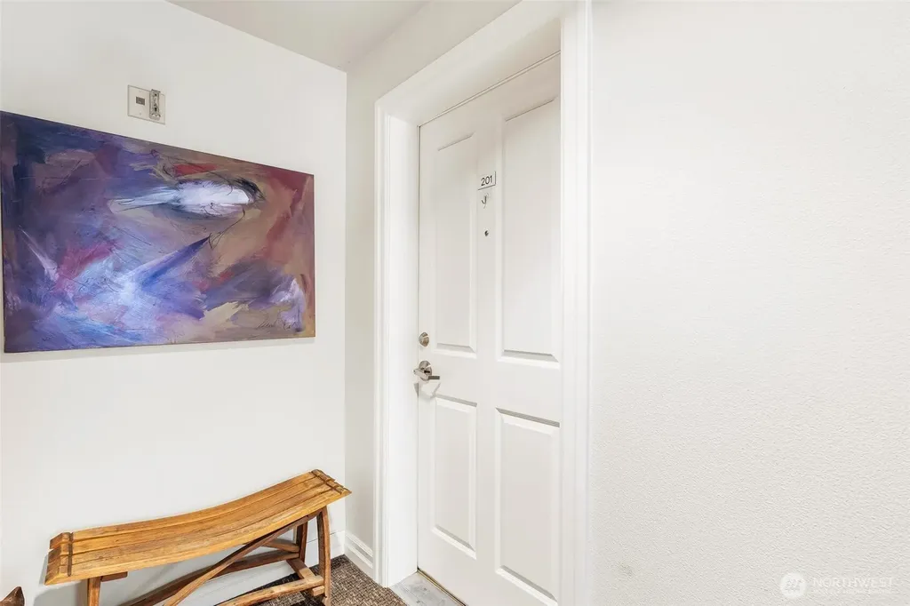 215 20th Avenue E Seattle WA 98112