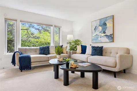 215 20th Avenue E Seattle WA 98112