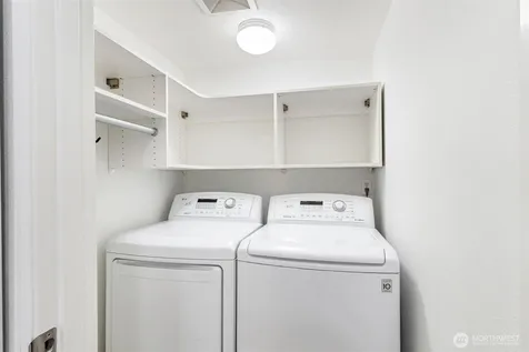 215 20th Avenue E Seattle WA 98112