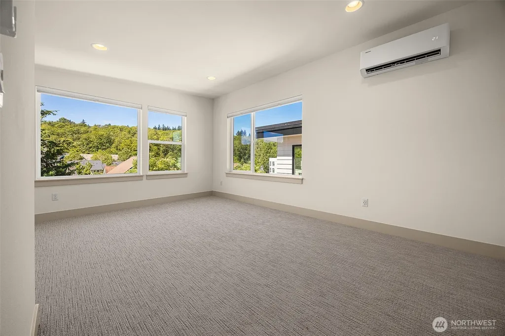 4104 30th Avenue S Seattle WA 98108