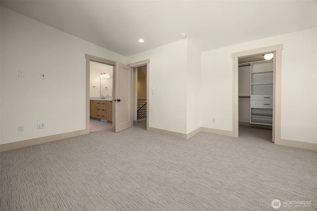 4104 30th Avenue S Seattle WA 98108
