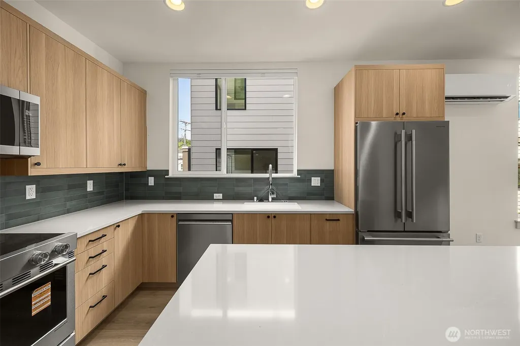 4104 30th Avenue S Seattle WA 98108