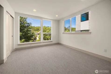 4104 30th Avenue S Seattle WA 98108