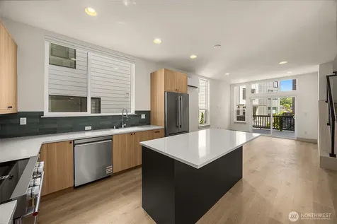 4104 30th Avenue S Seattle WA 98108