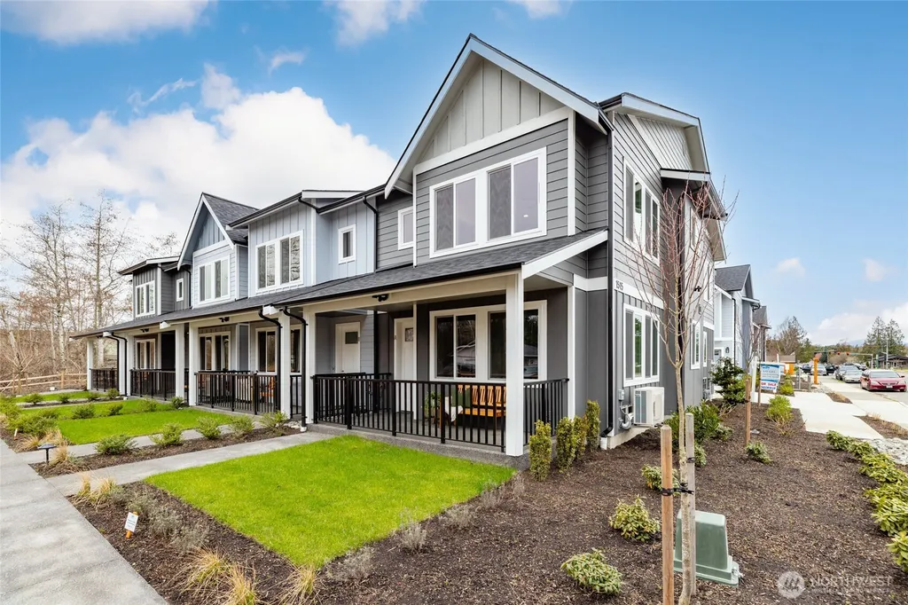 1515 N Waugh Road Mount Vernon WA 98273