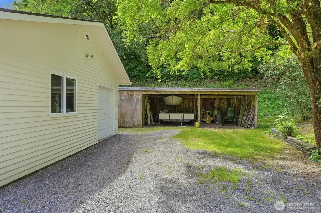 31316 171st Ave NE Arlington WA 98223