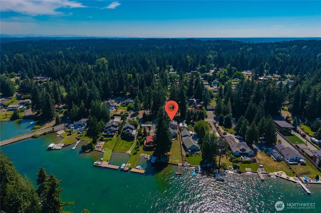 5419 W Tapps Drive E Lake Tapps WA 98391