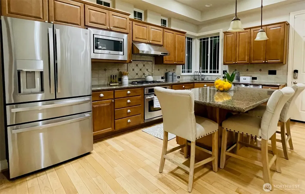 6802 156th Place NE Redmond WA 98052