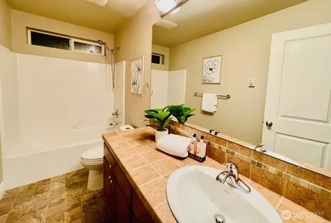 6802 156th Place NE Redmond WA 98052