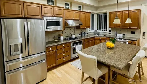 6802 156th Place NE Redmond WA 98052