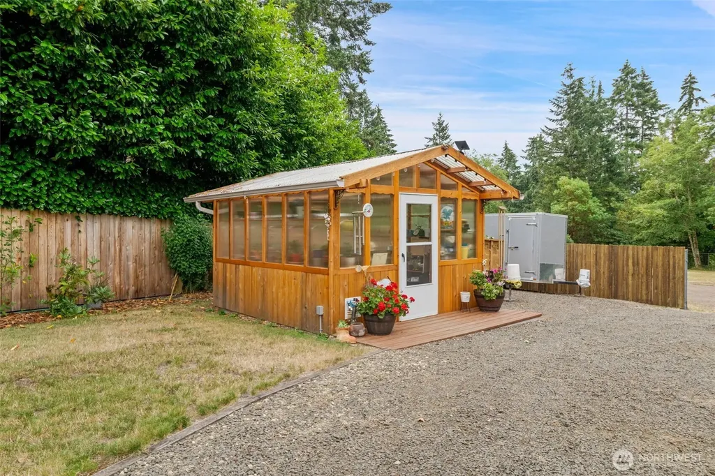 140 NE Rainier Place N Belfair WA 98528