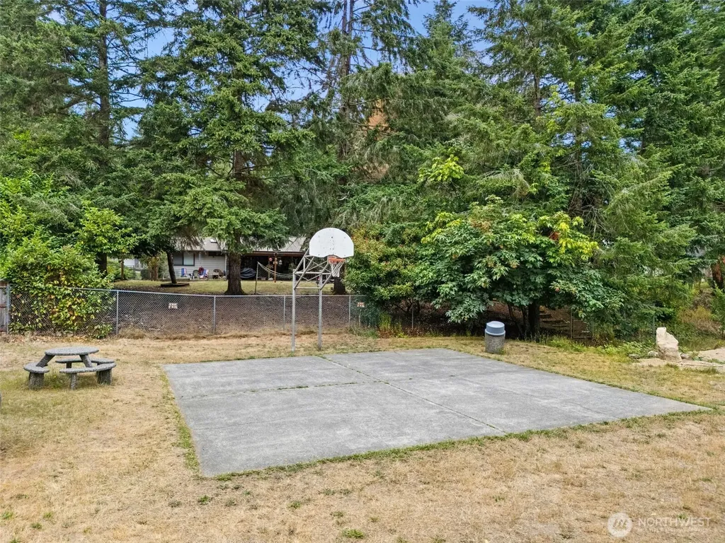 140 NE Rainier Place N Belfair WA 98528