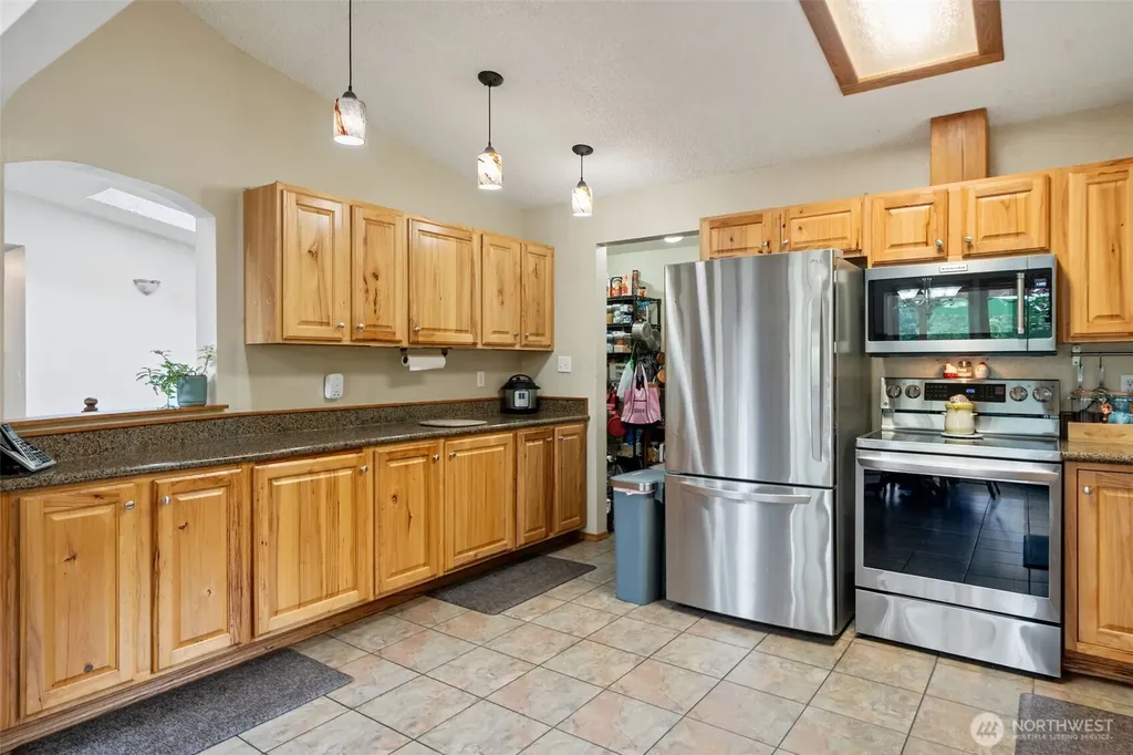 140 NE Rainier Place N Belfair WA 98528