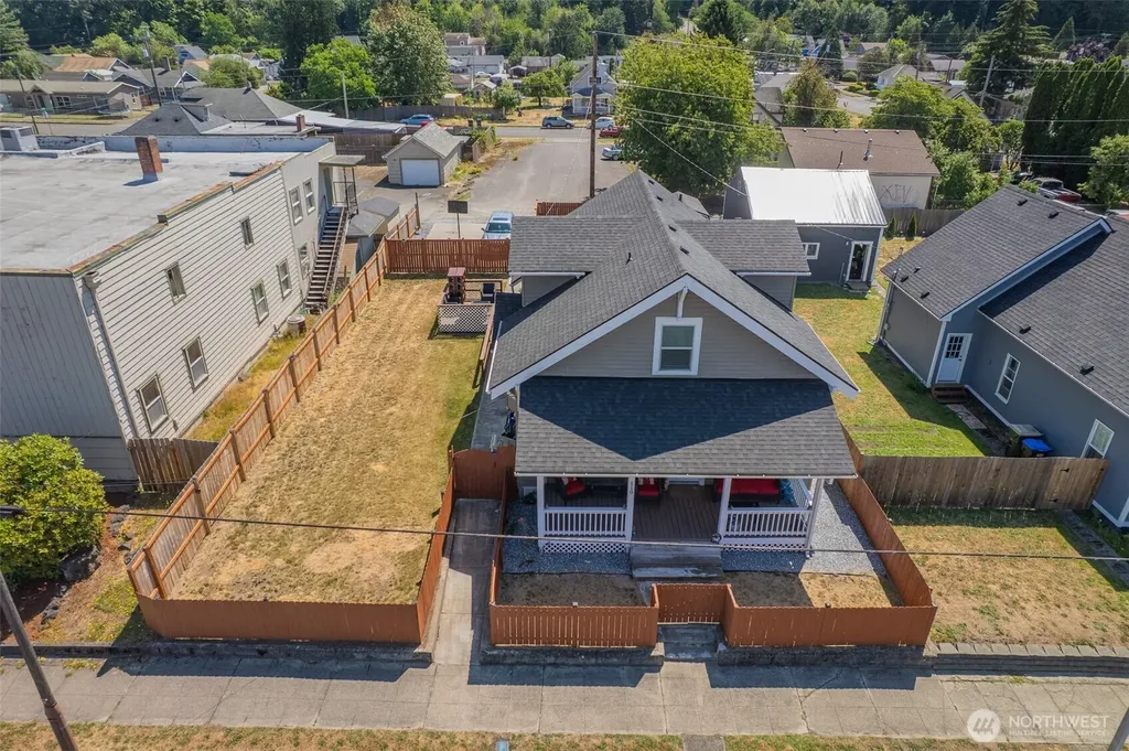 110 S Gold Street Centralia WA 98531