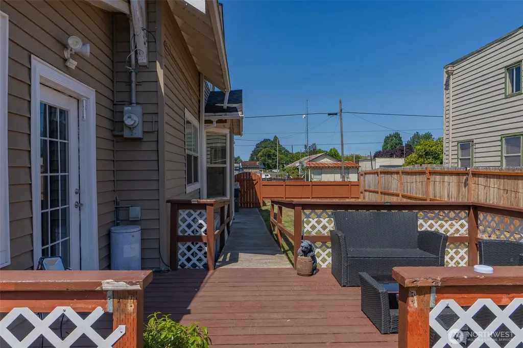 110 S Gold Street Centralia WA 98531