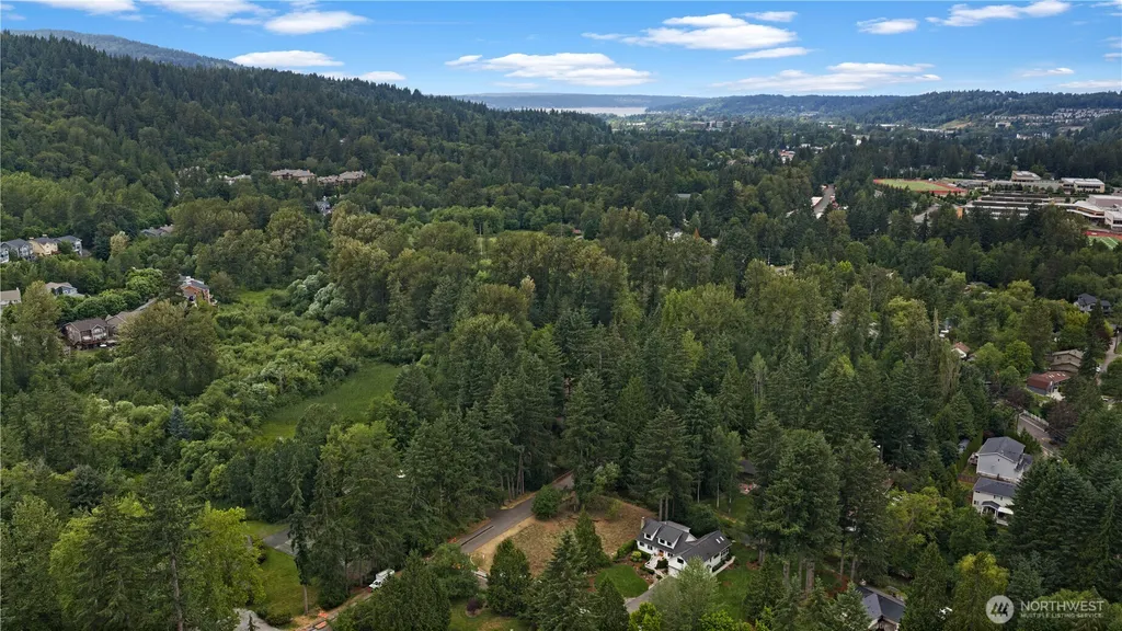 420 SE Sycamore Lane Issaquah WA 98027