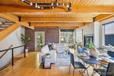 6714 Mary Avenue NW Seattle WA 98117