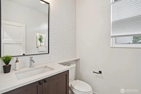 12332 38th Avenue NE Seattle WA 98125
