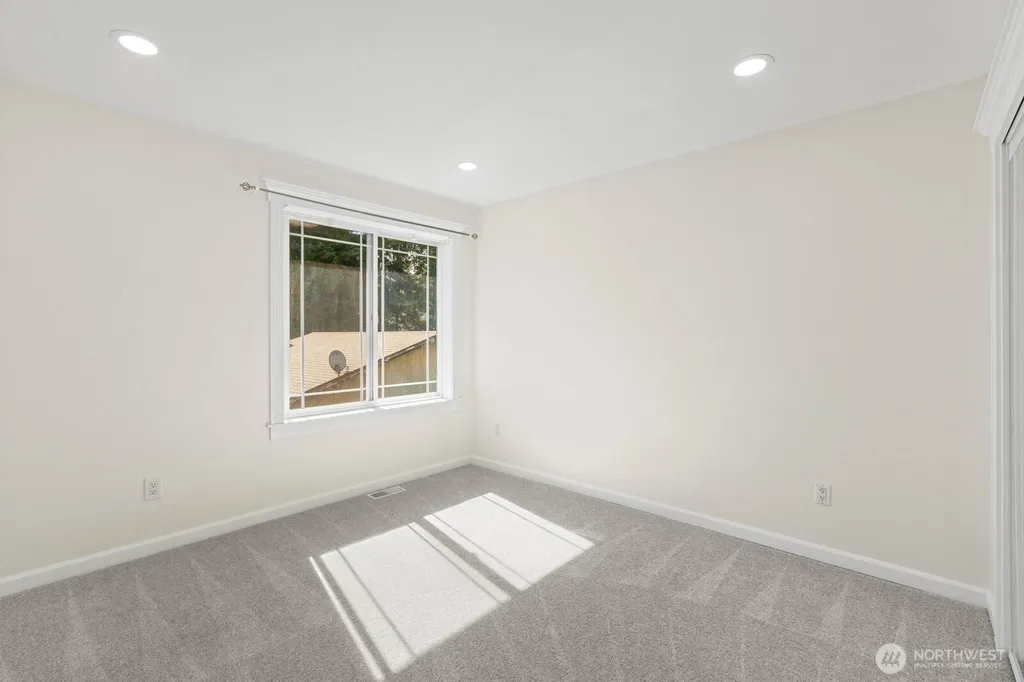 2106 120th Place SE Everett WA 98208