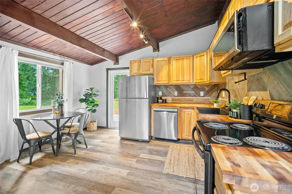 517 Reed Way Sedro Woolley WA 98284