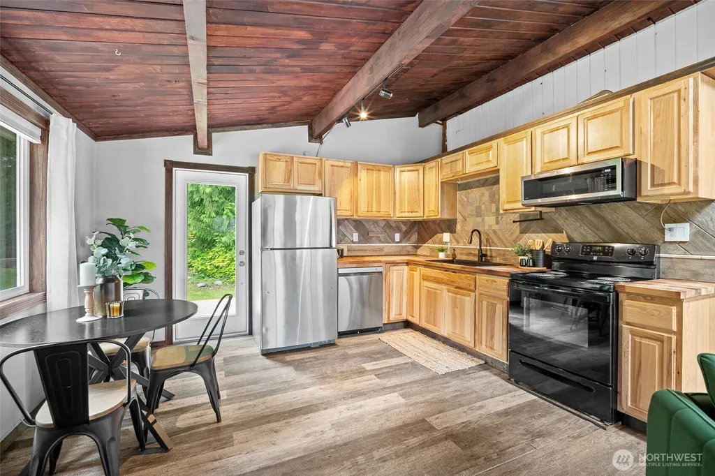 517 Reed Way Sedro Woolley WA 98284