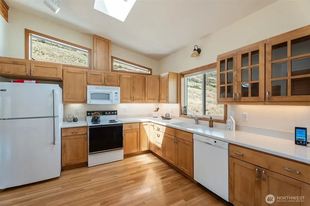 7400 Colockum Road Malaga WA 98828
