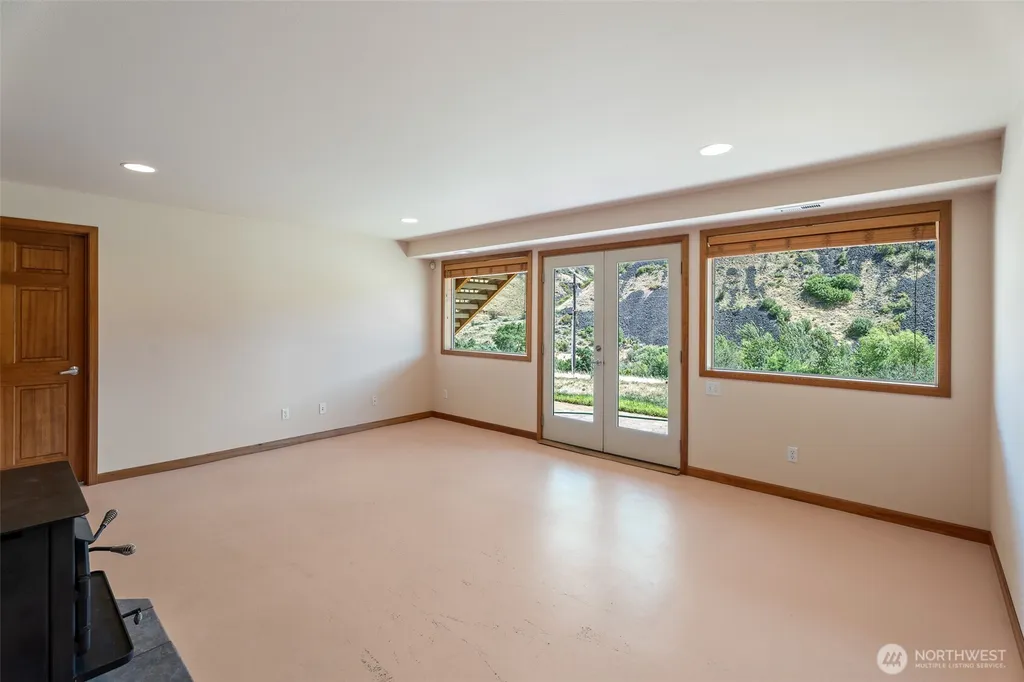 7400 Colockum Road Malaga WA 98828