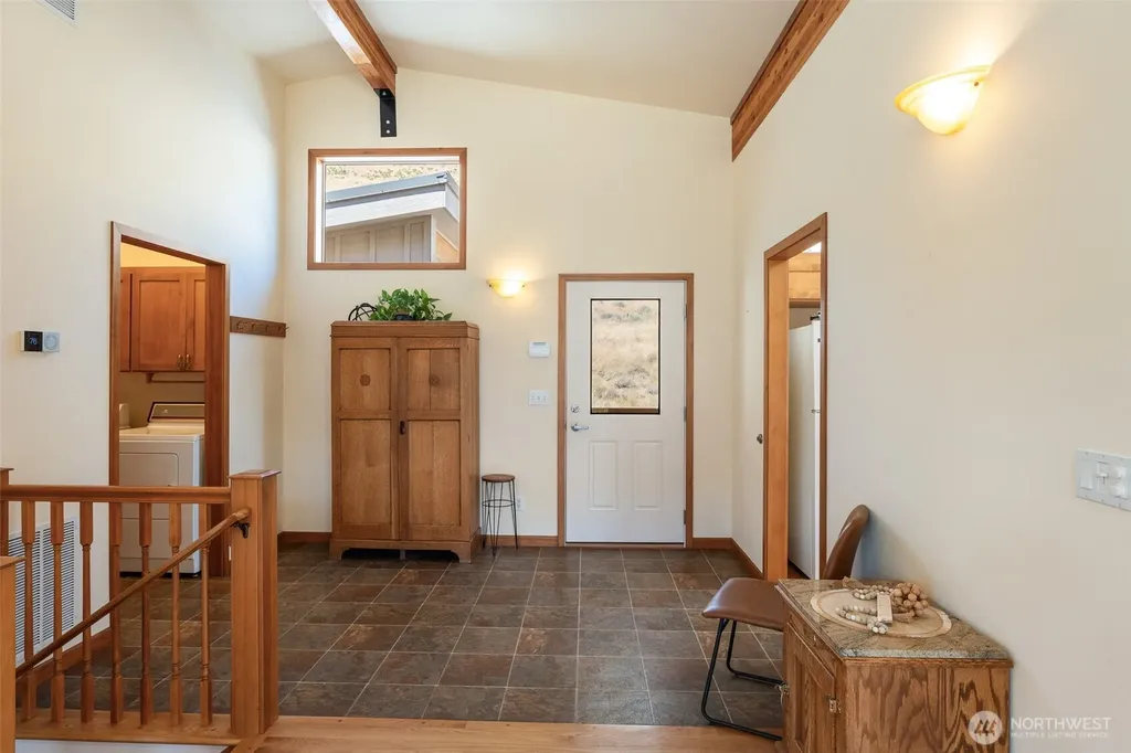7400 Colockum Road Malaga WA 98828
