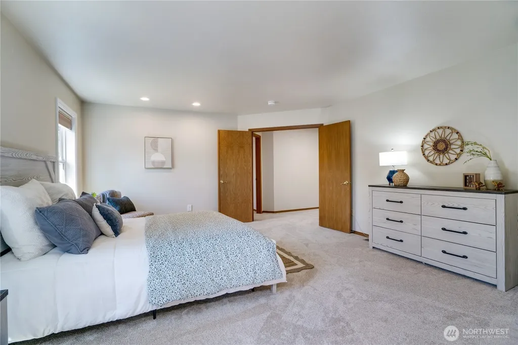 8014 57th Street W University Place WA 98467