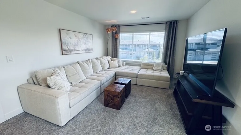 23150 65th Street E Buckley WA 98321