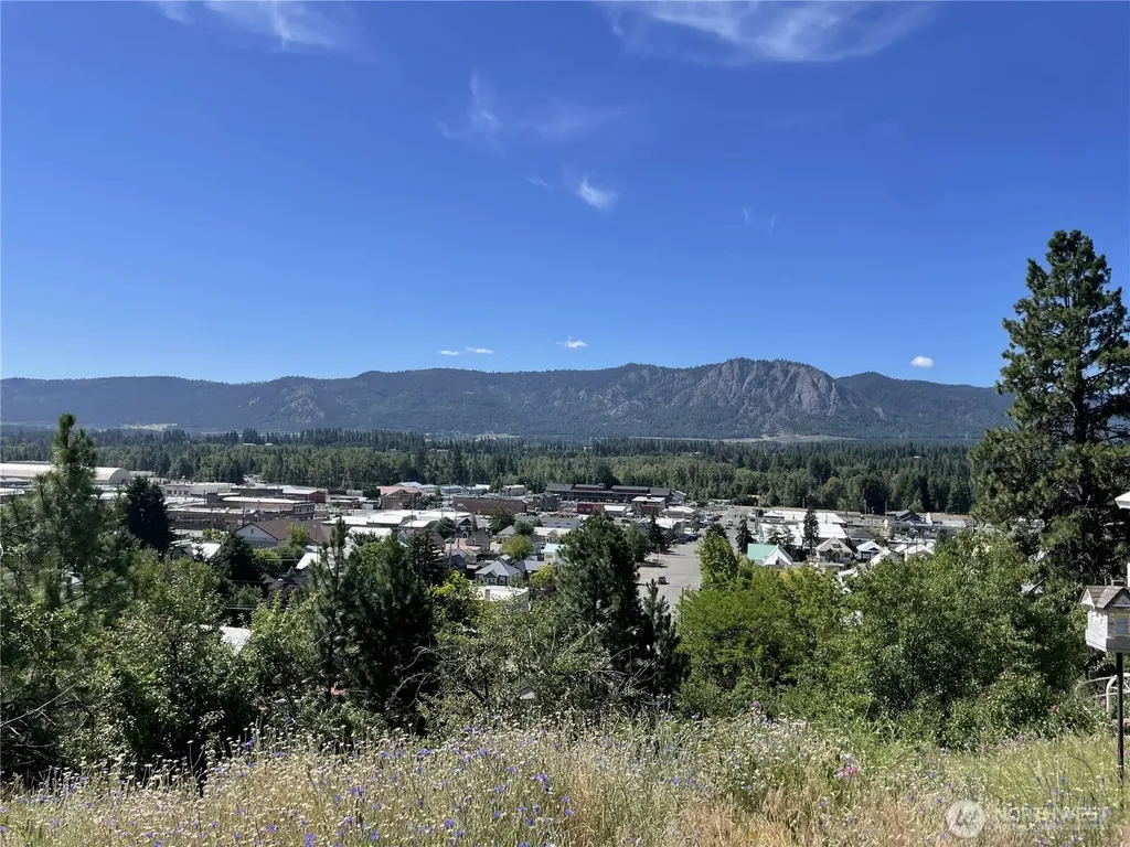 200 W Fourth Street Cle Elum WA 98922