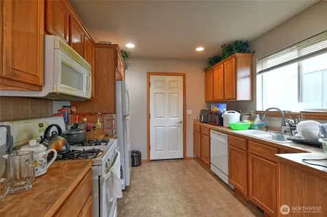 10523 7th Avenue W Everett WA 98204