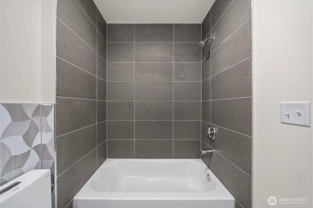 11544 17th Circle SW Burien WA 98146