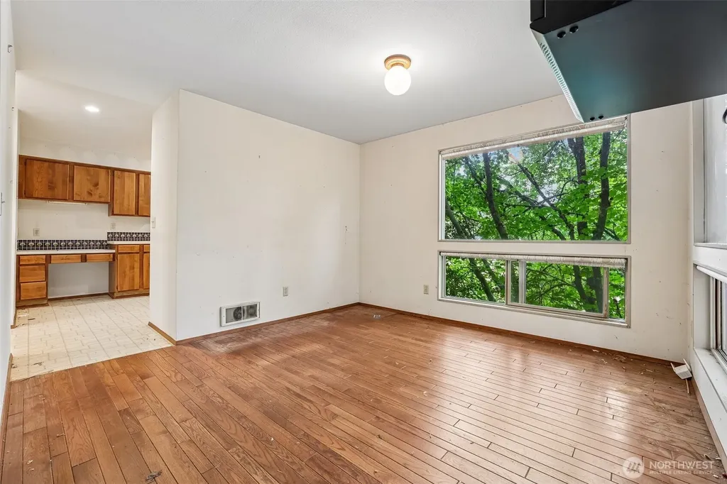 1722 NE 97th Street Seattle WA 98115