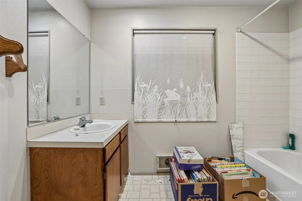1722 NE 97th Street Seattle WA 98115
