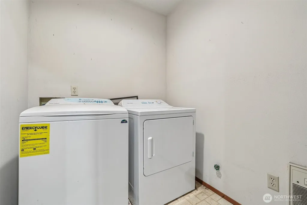 1722 NE 97th Street Seattle WA 98115