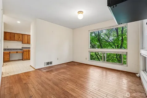 1722 NE 97th Street Seattle WA 98115