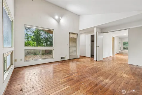 1722 NE 97th Street Seattle WA 98115