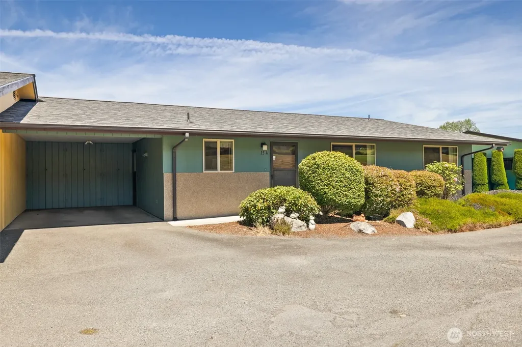 1301 S 3rd Avenue Sequim WA 98382