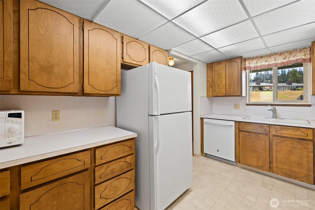 1301 S 3rd Avenue Sequim WA 98382