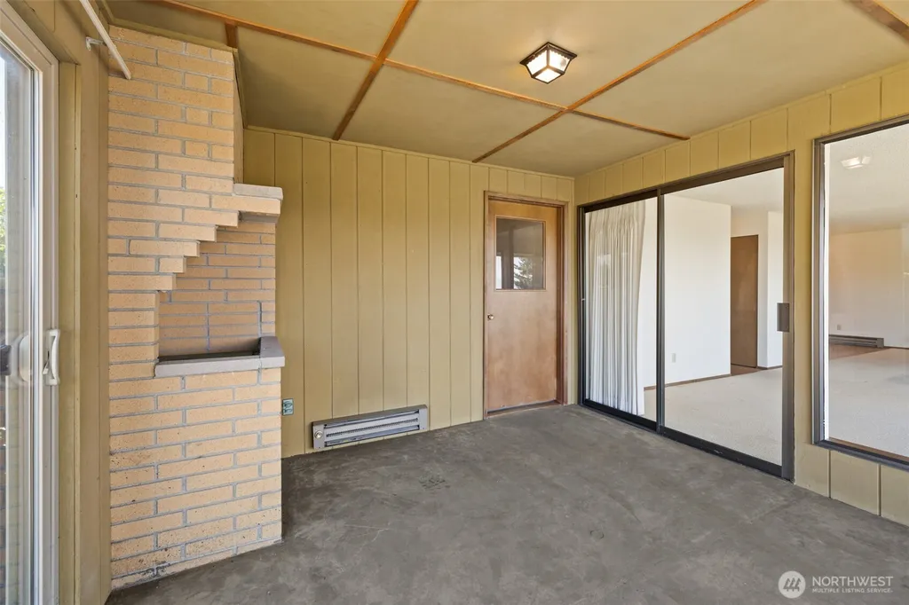 1301 S 3rd Avenue Sequim WA 98382