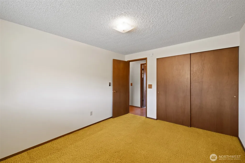 1301 S 3rd Avenue Sequim WA 98382