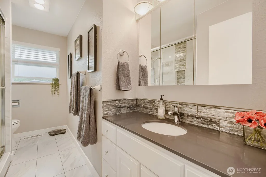 16640 40th Avenue S Seatac WA 98188