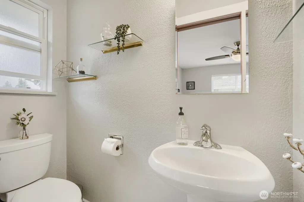 16640 40th Avenue S Seatac WA 98188