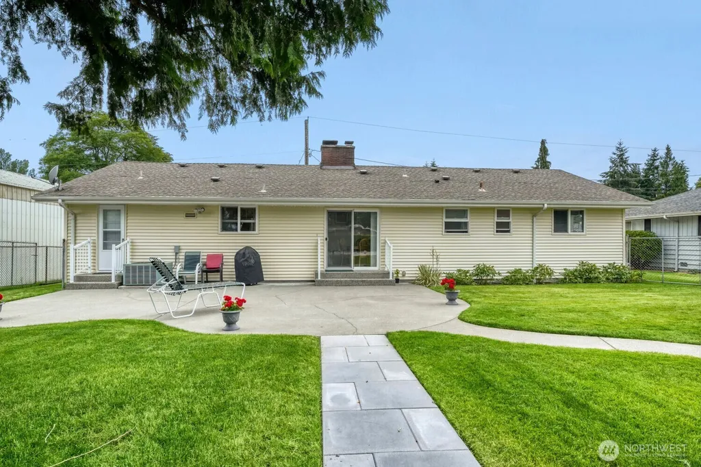 16640 40th Avenue S Seatac WA 98188