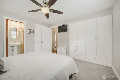 16640 40th Avenue S Seatac WA 98188