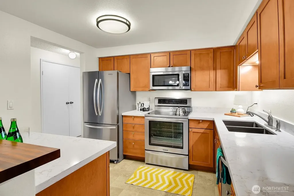 2300 NE 89th Street Seattle WA 98115