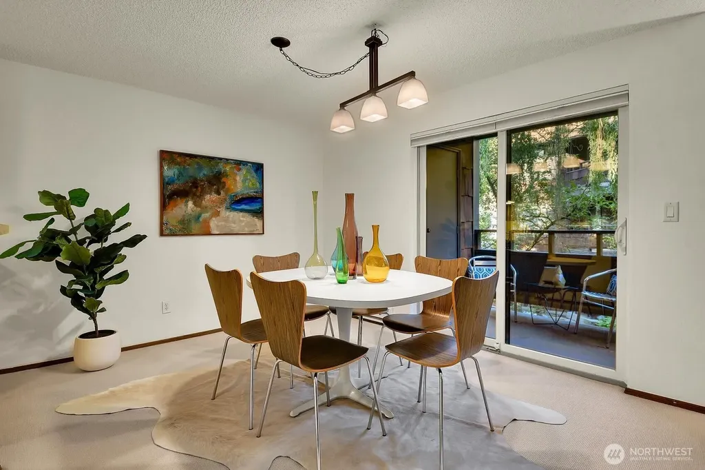 2300 NE 89th Street Seattle WA 98115