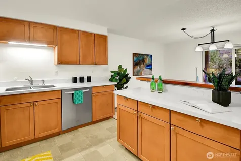 2300 NE 89th Street Seattle WA 98115